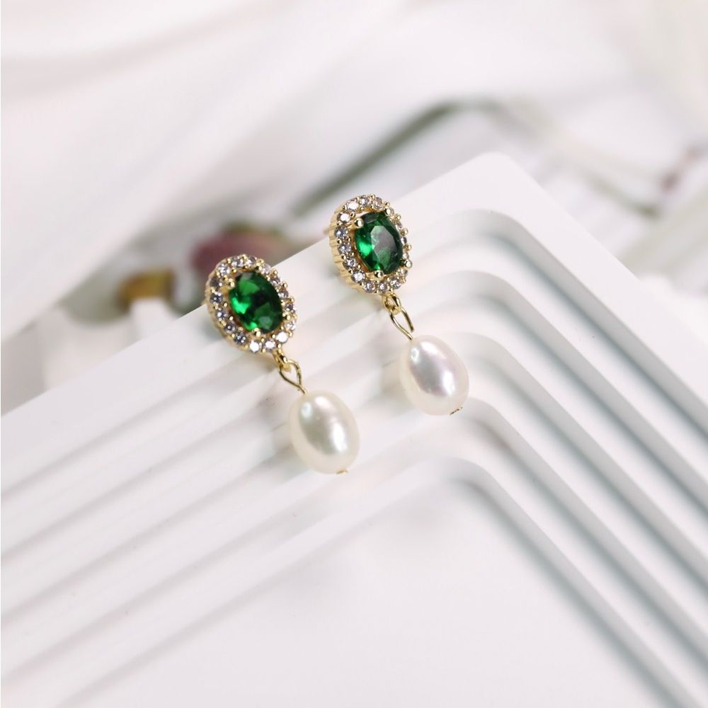 Elegant Green and Pearl Drop Earrings